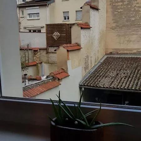 Spacieux Studio à 2 Pas De La Cathédrale