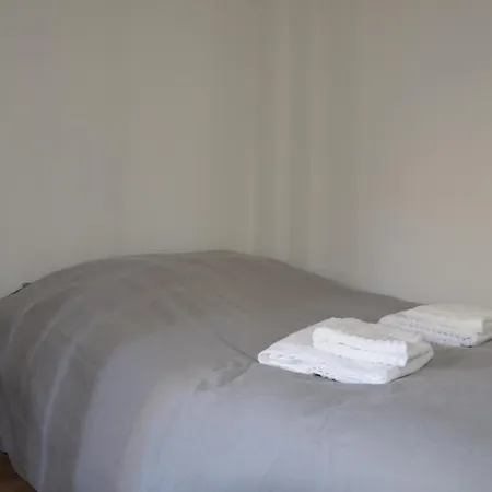 Spacieux Studio à 2 Pas De La Cathédrale Appartement *