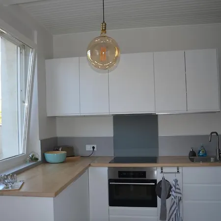 Appartement Spacieux Studio à 2 Pas De La Cathédrale Reims